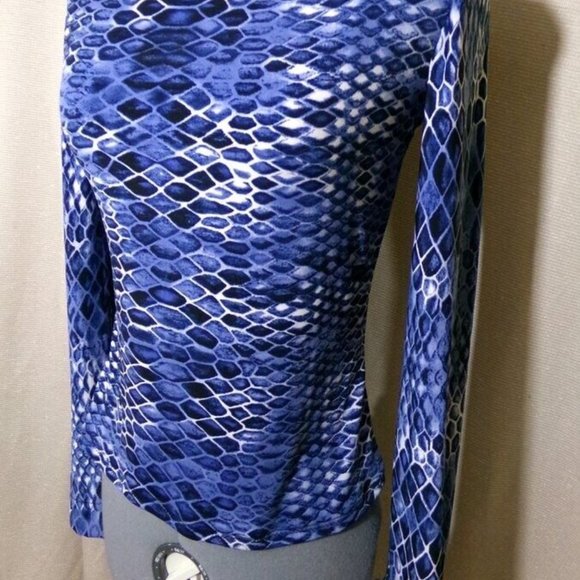 Snakeskin print Jersey T-shirt blouse XS Blue Black design Boat neck Long sleeve - Picture 6 of 9